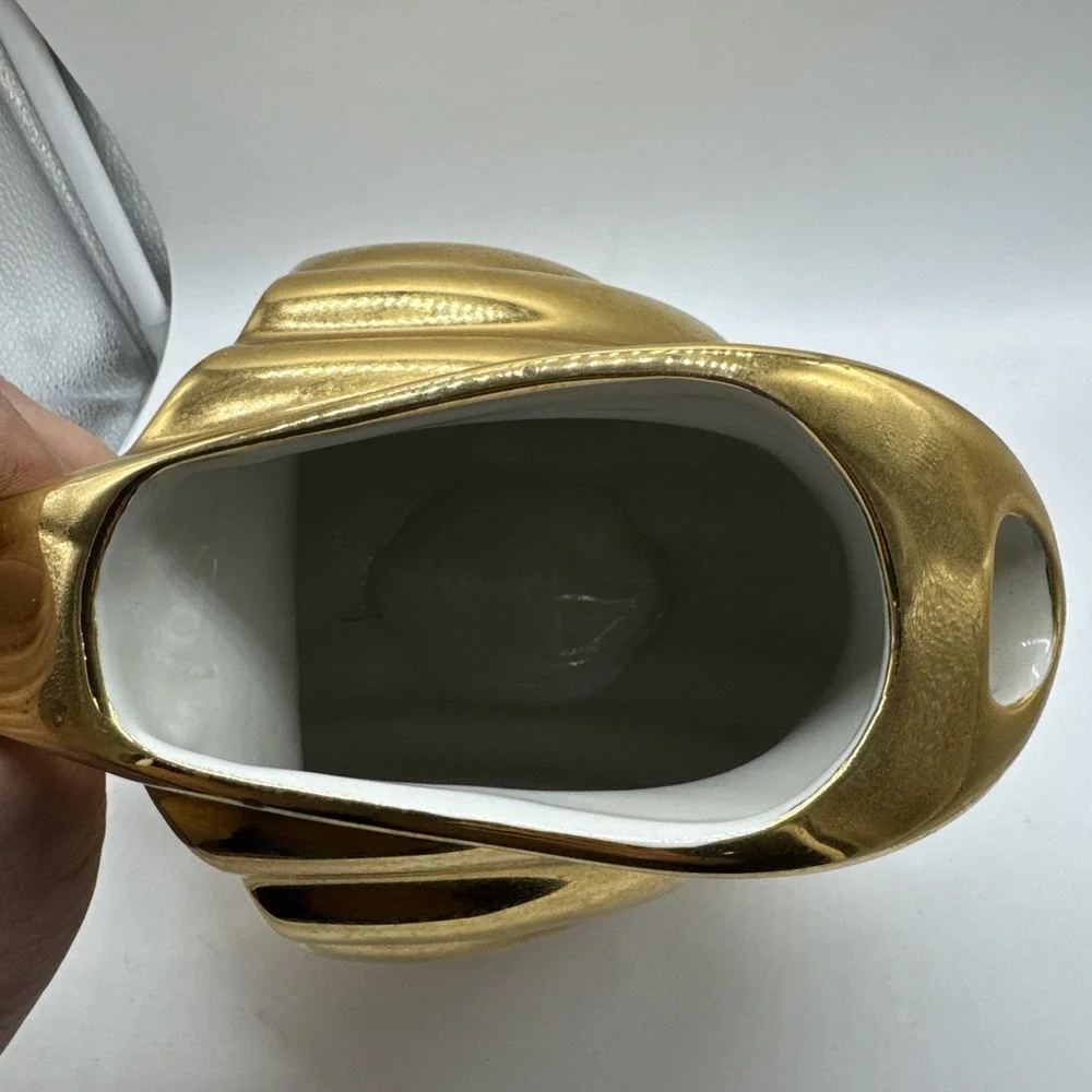 RARE VTG MCM Hall China Pitcher Porcelain Golden Glo 22k Gold Ice Spout USA 1338